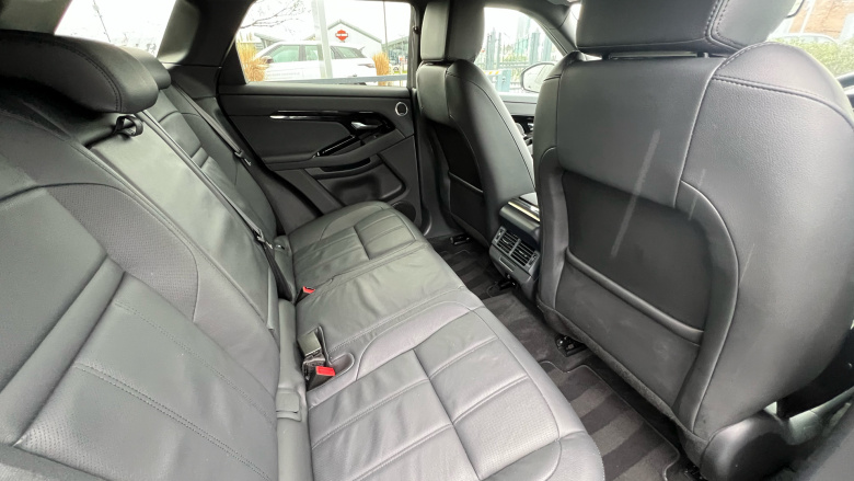 Land Rover Range Rover Evoque 1.5 P300e Dynamic SE 5dr Auto Hatchback